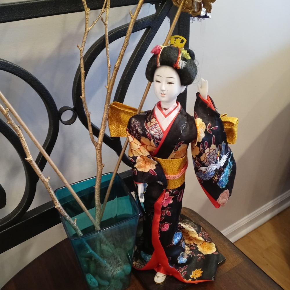Collectible Chinese dolls